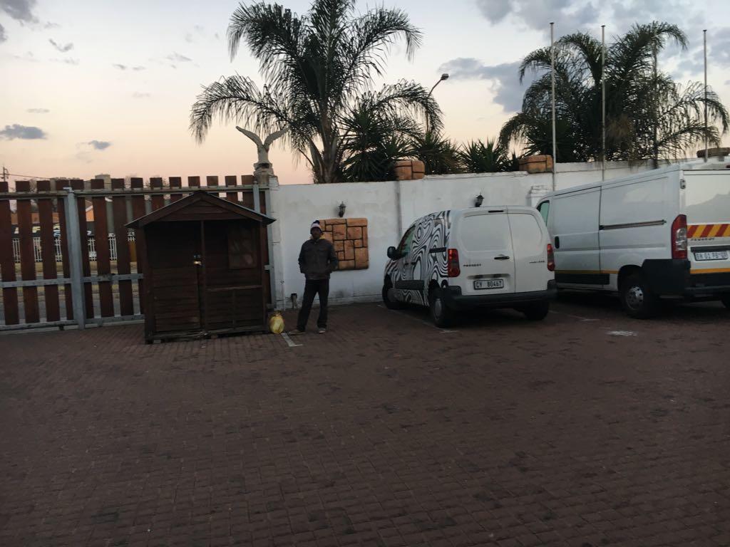 Tassili Lodge Kempton Park Ngoại thất bức ảnh